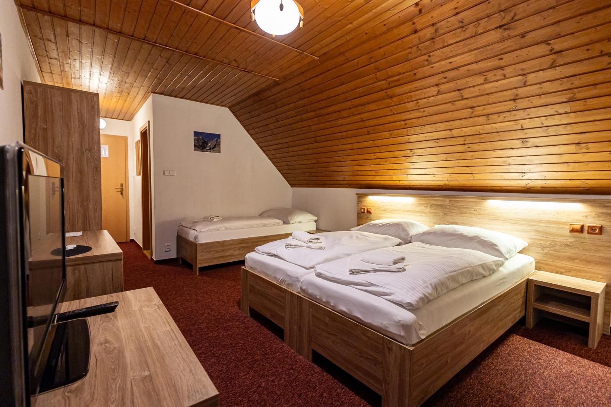 Penzion Lomnicky Stará Lesná Kültér fotó